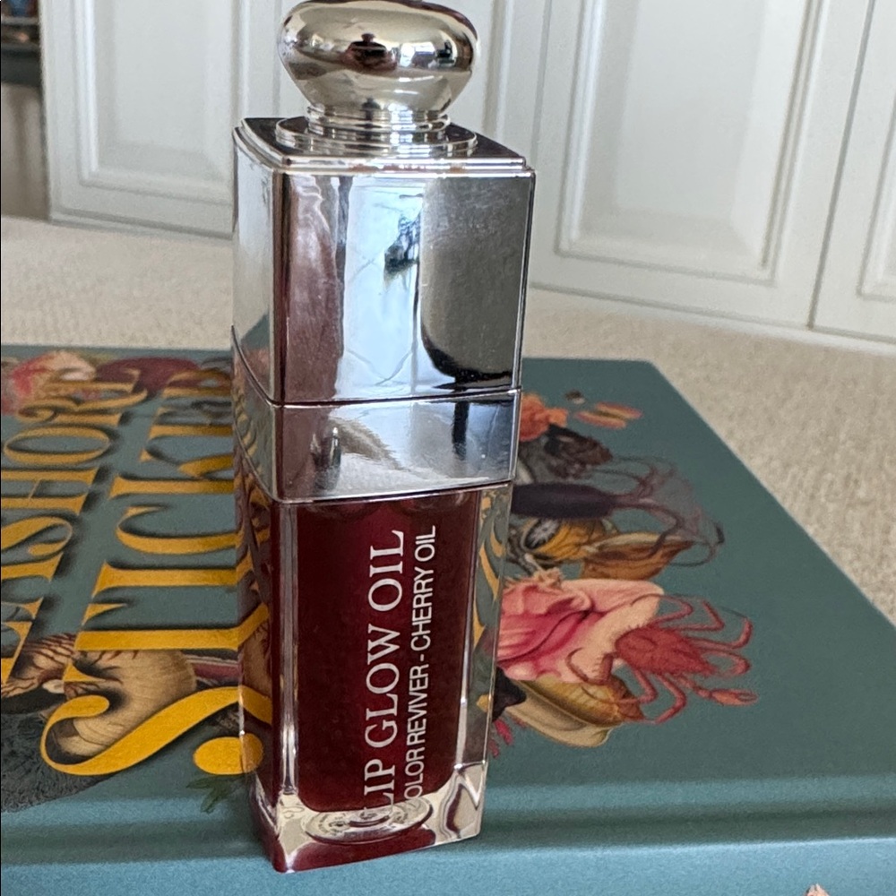 Dior Addict Lip Glow Oil Color Reviver - Cherry Oil